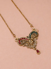 Golden chain with pendant