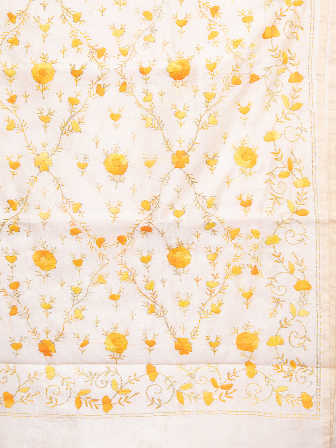 Laa Calcutta Off White & Yellow silk blend embroidered kantha work saree for women