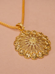 Golden chain with pendant