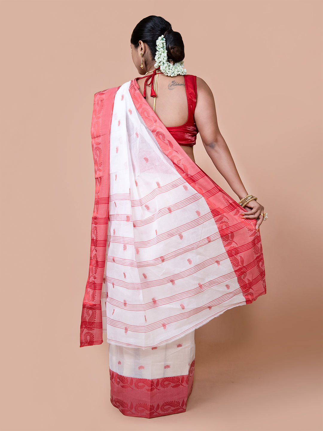 Laa Calcutta White & Red pure cotton woven design Taant saree for women