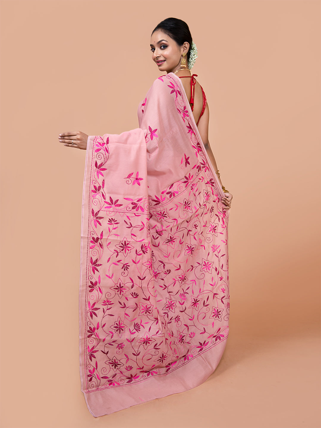 Laa Calcutta Pink silk blend floral embroidered kantha work saree for women