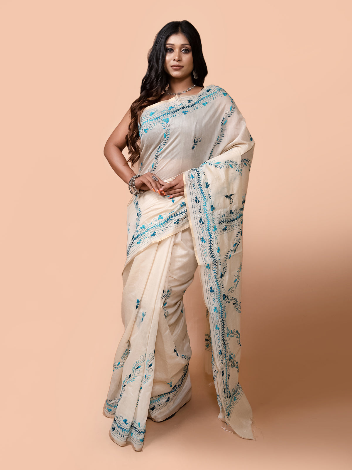 Laa Calcutta White & Sea Green Chanderi silk hand woven embroidered kantha stitch saree for women