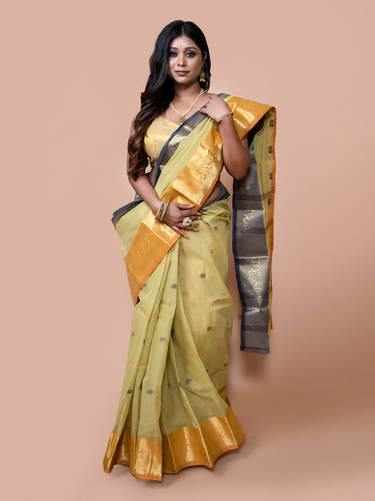 Laa Calcutta Green & Multi pure cotton woven design Zari per Taant saree for women
