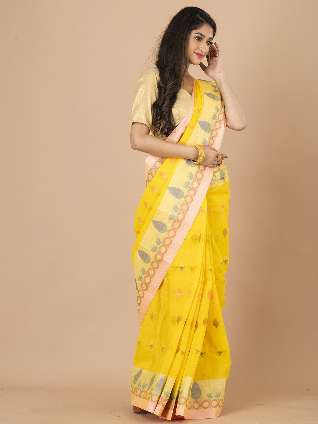 Yellow & White pure cotton taant saree