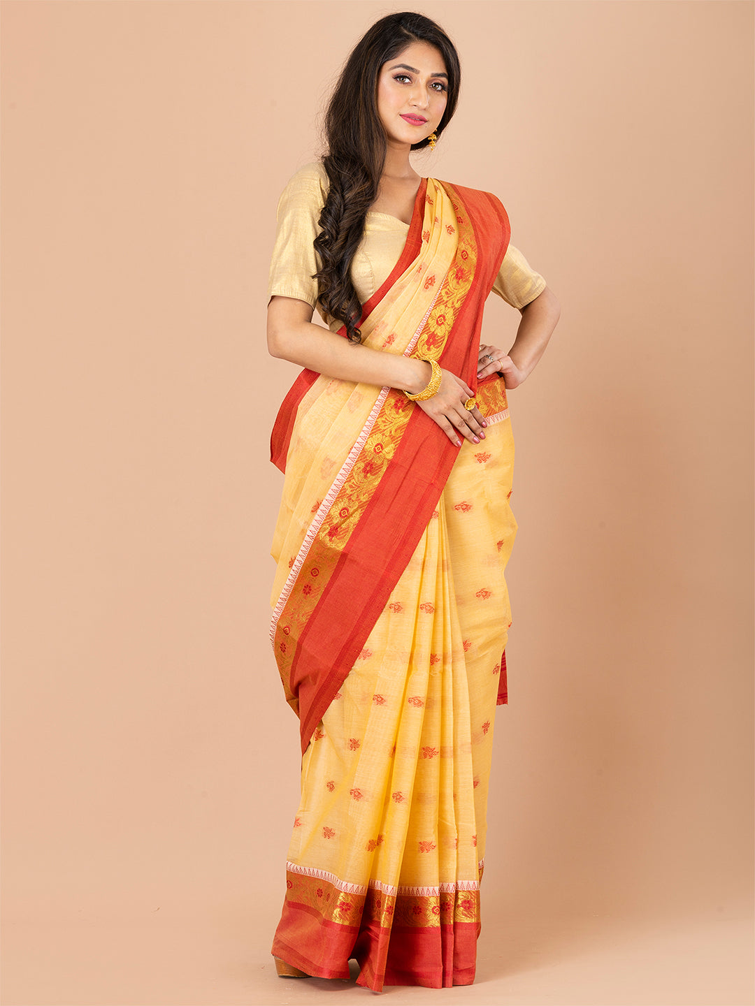 Beige & Red pure cotton taant saree