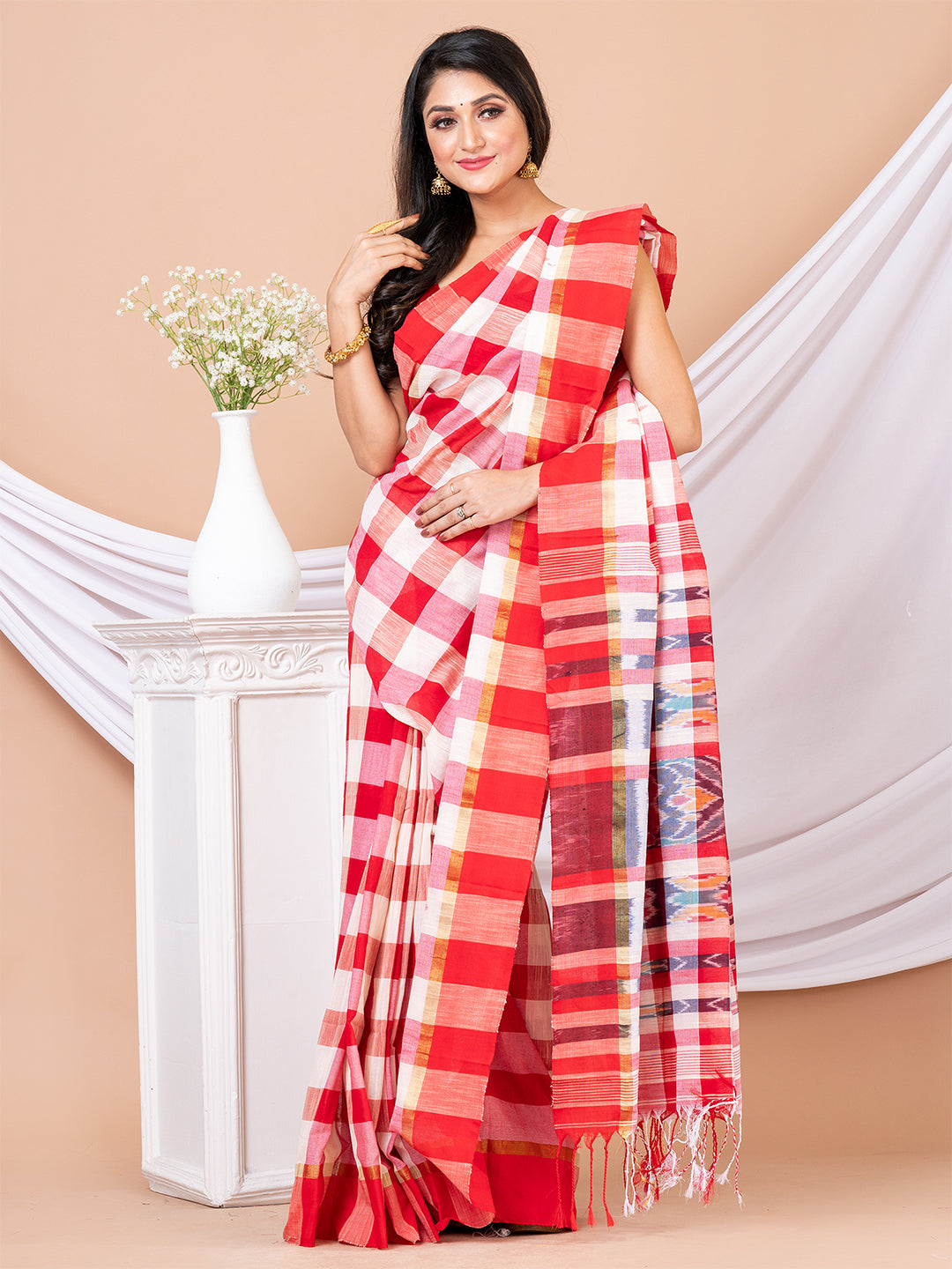 White & Multi Pure cotton printed Handloom Saree