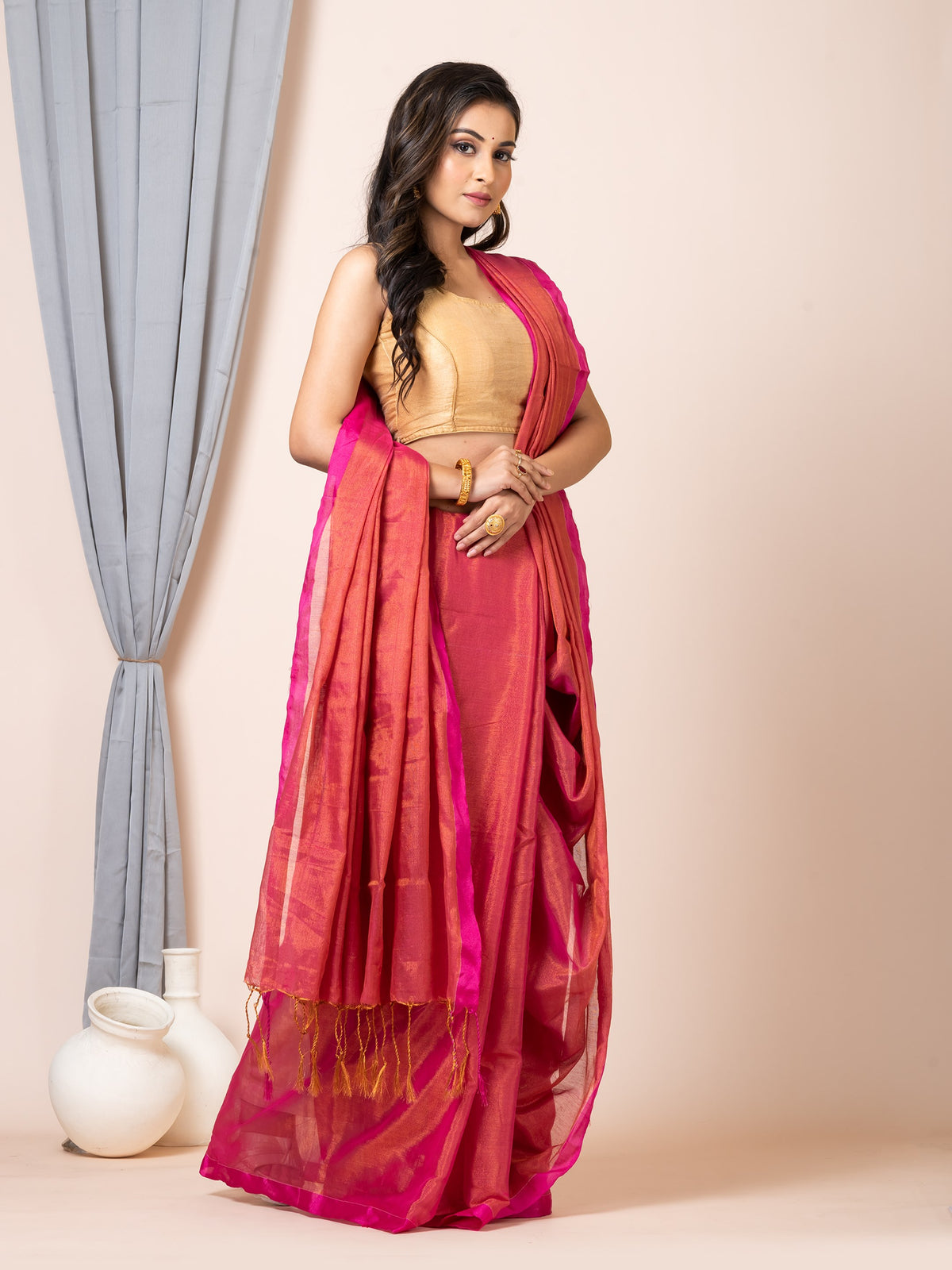 Laa Calcutta Pink silk cotton dual tone solid women handloom saree