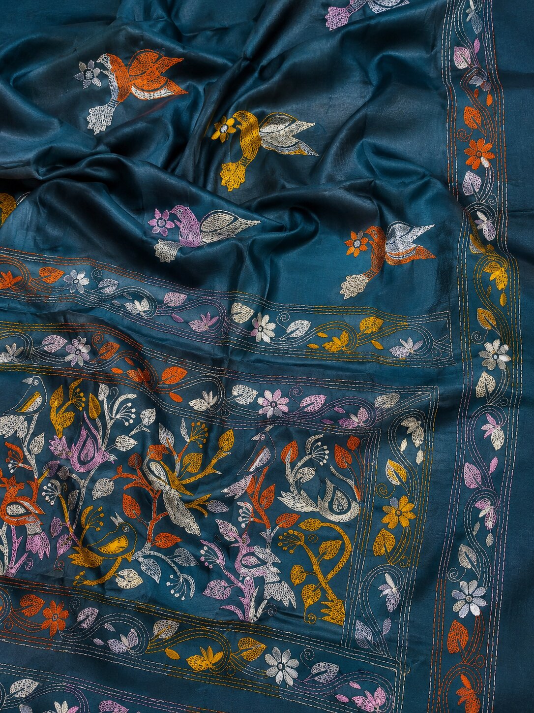 Laa Calcutta Navy Blue & Multi hand-stitch embroidary silk blend kantha stitch saree