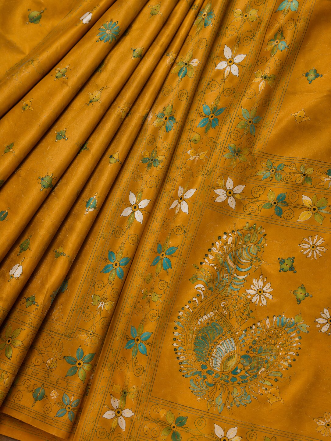 Laa Calcutta Yellow & Multi hand-stitch embroidary silk blend kantha stitch saree