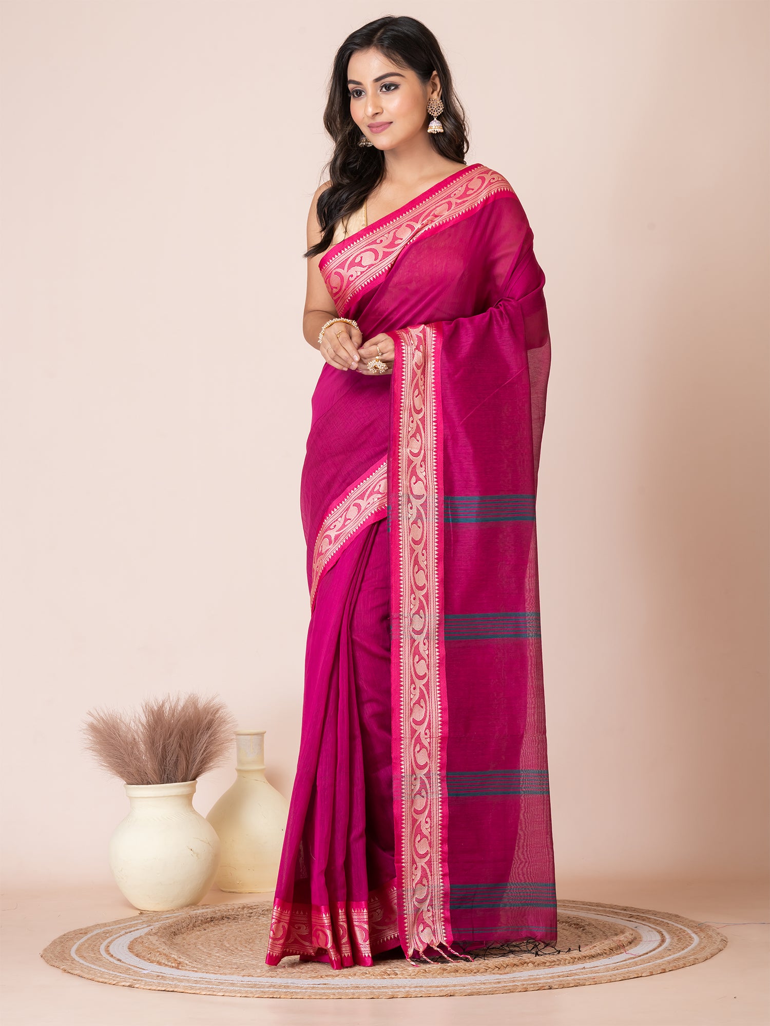 Magenta & Pink silk cotton solid handloom saree