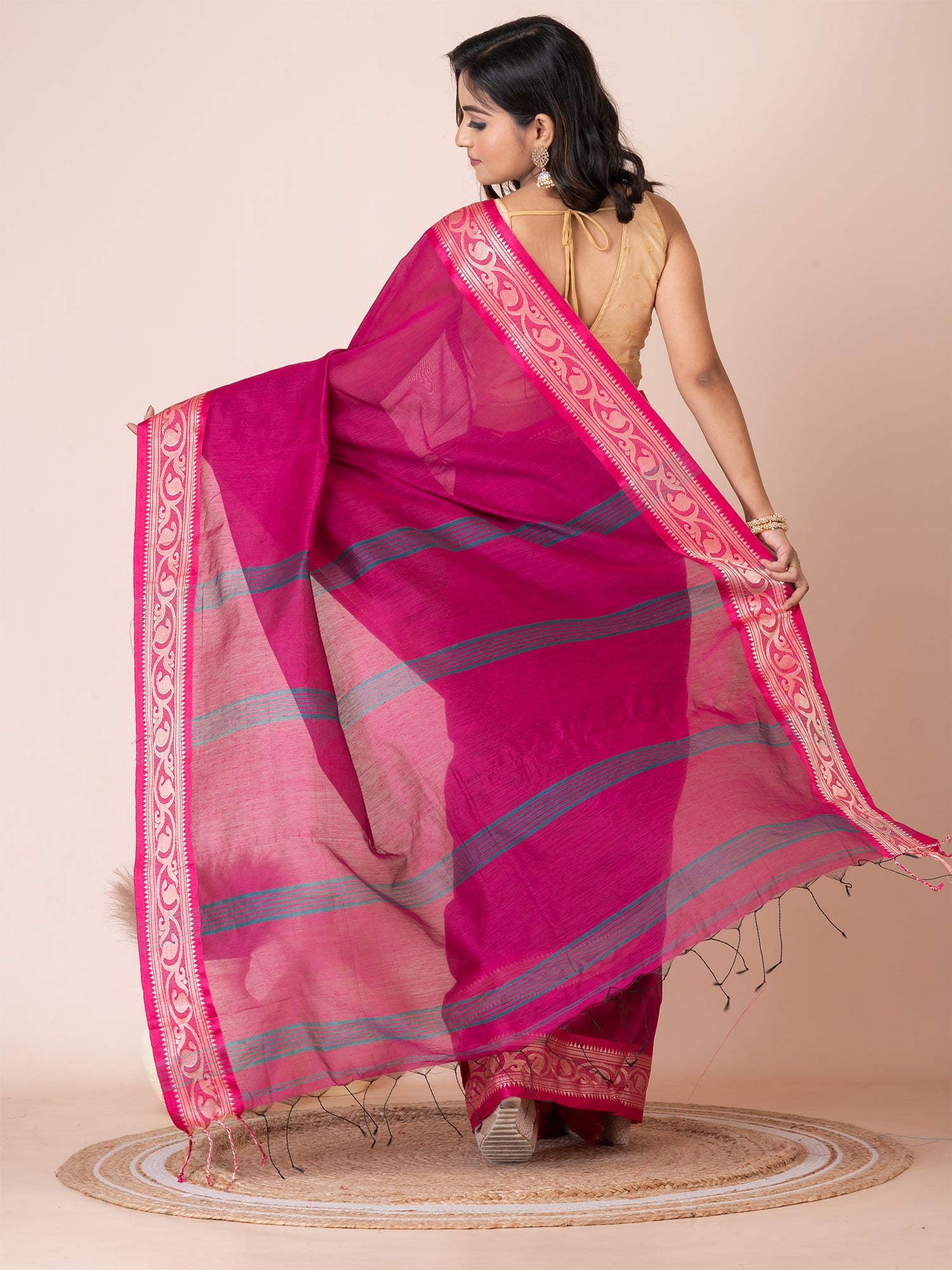 Magenta & Pink silk cotton solid handloom saree