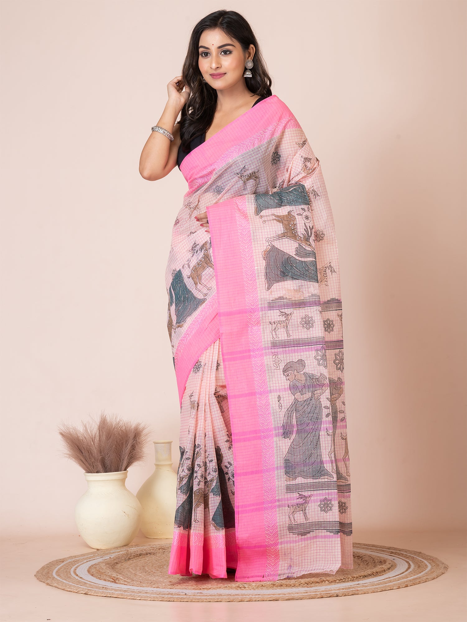 Beige & Pink pure cotton Shakuntala Print Taant saree