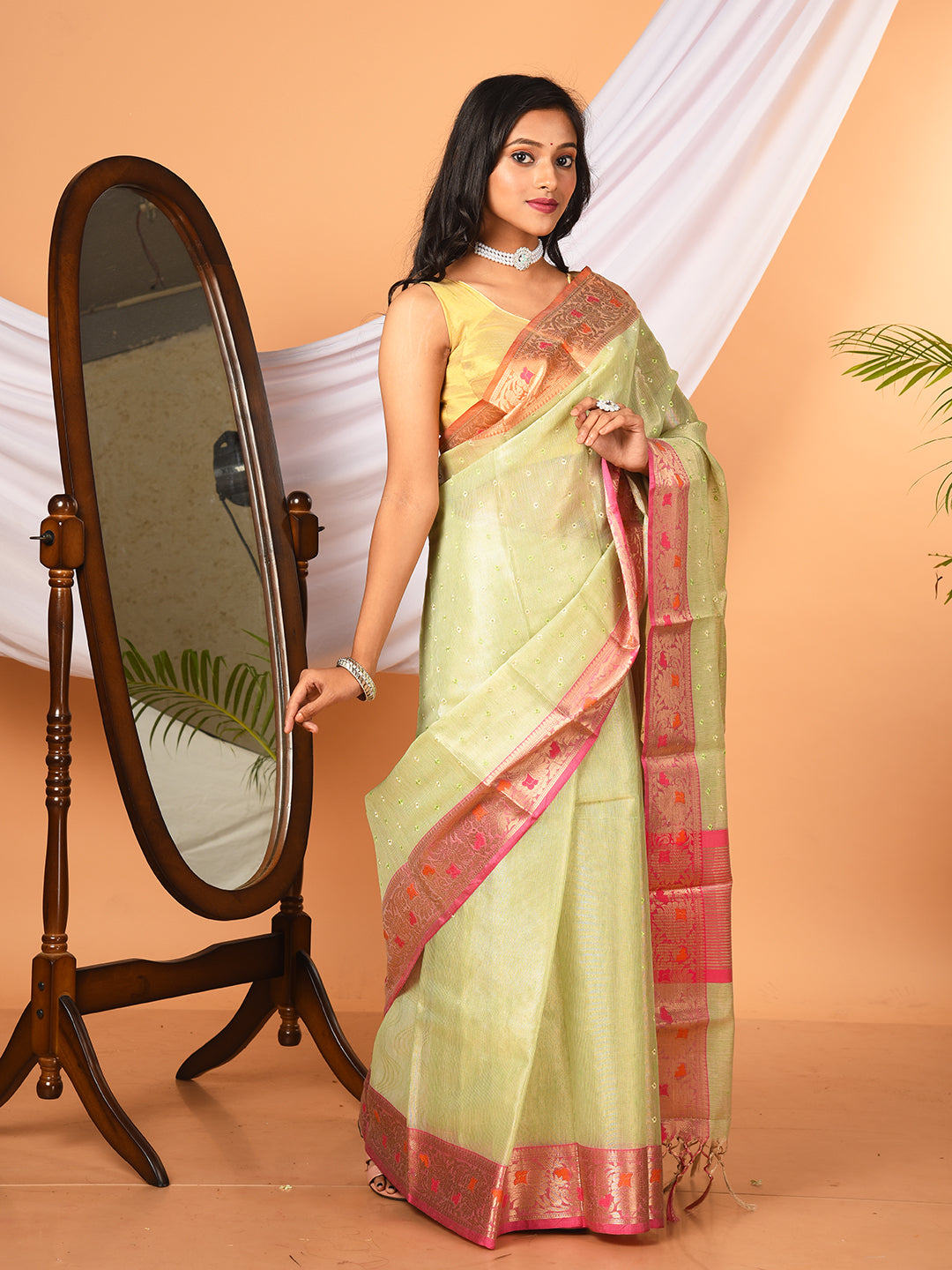 Green & Multi thread embroided Tissue silk banarasi saree