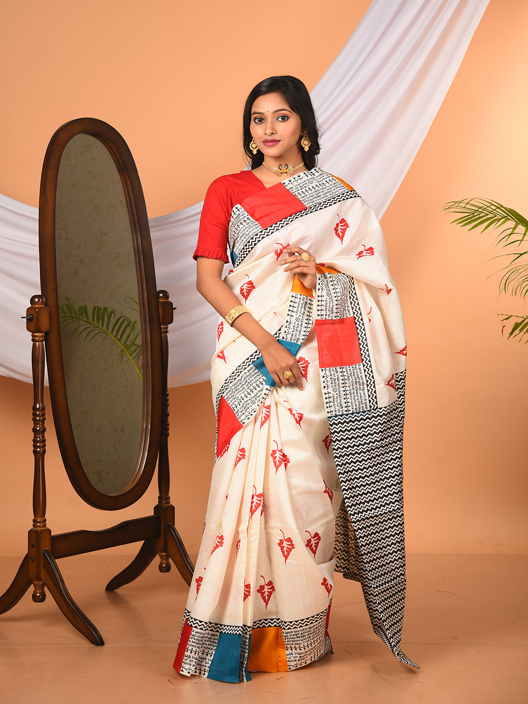 Off White & Multi Bhagalpuri silk saree