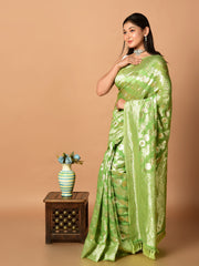 Laa Cacutta Green & Gold Organza silk banarasi saree