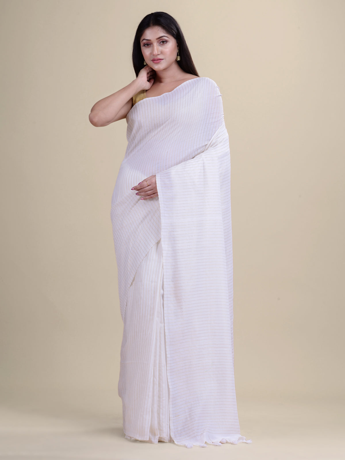 White & Golden  Handloom  saree