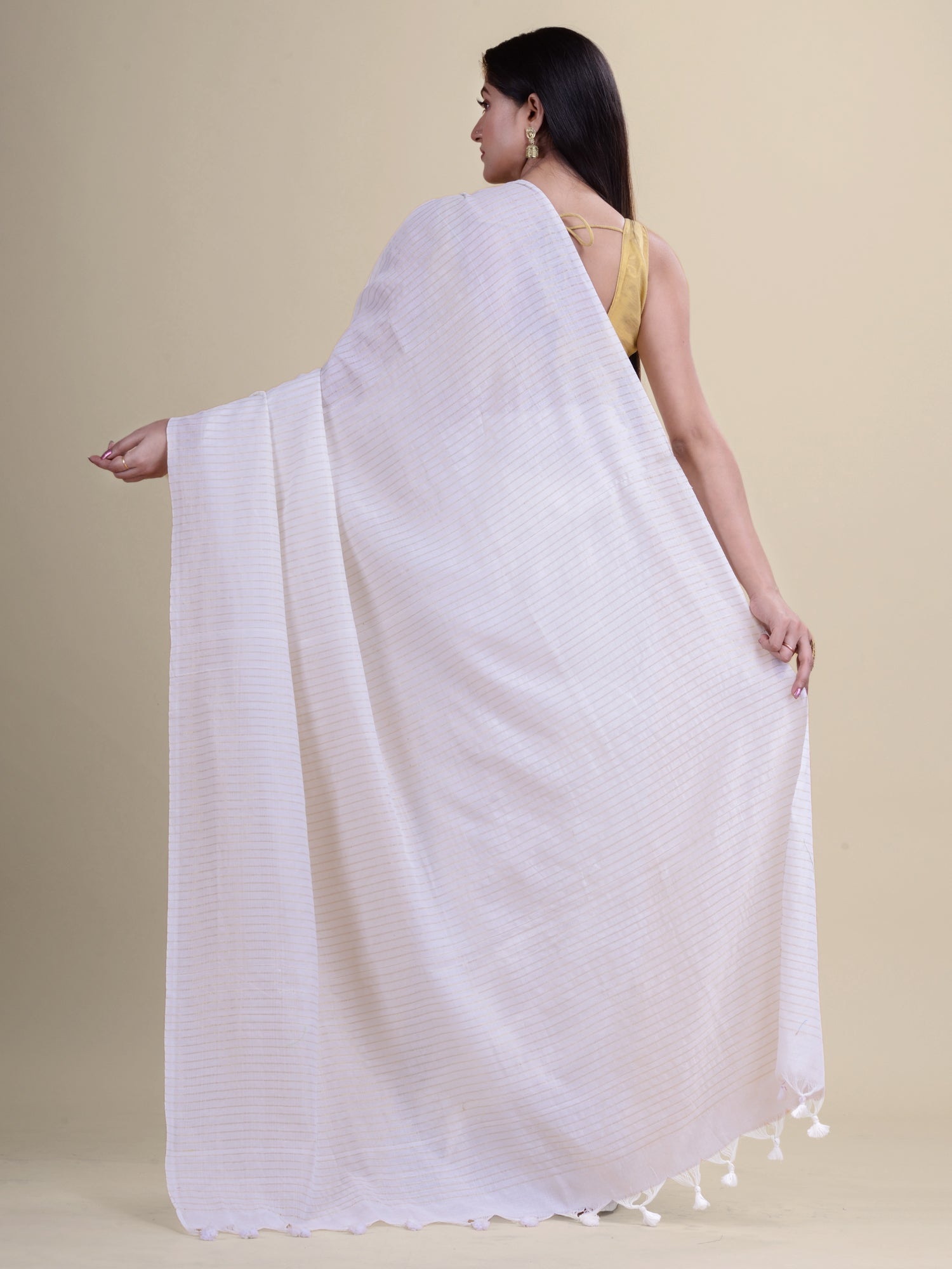 White & Golden  Handloom  saree