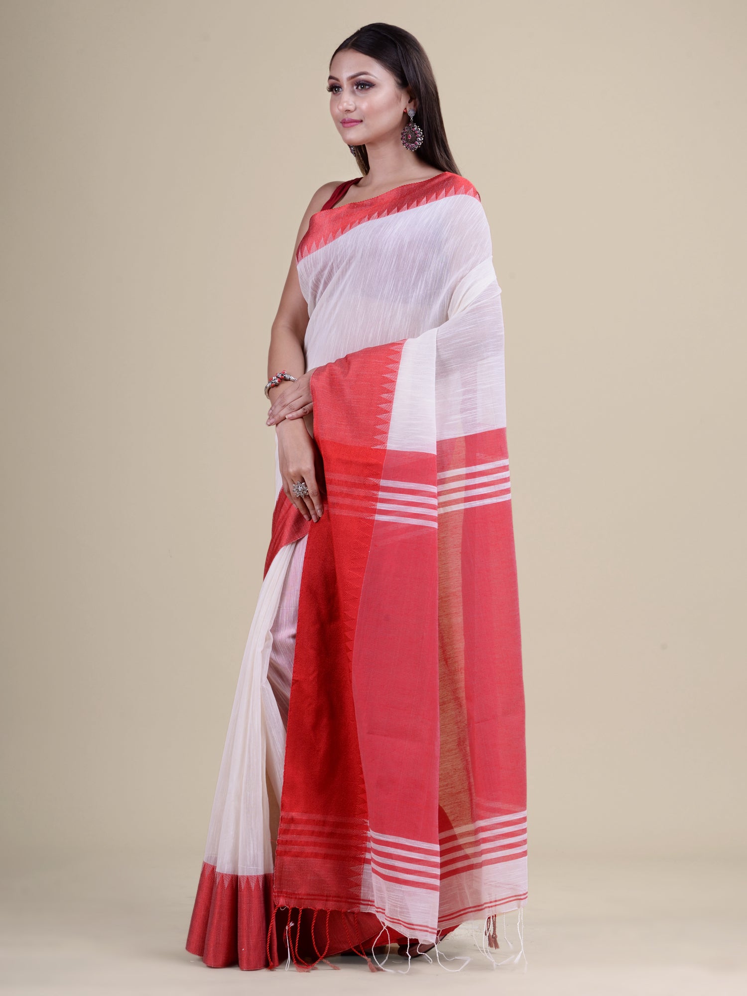 White & Red  cotton Silk Handloom  saree