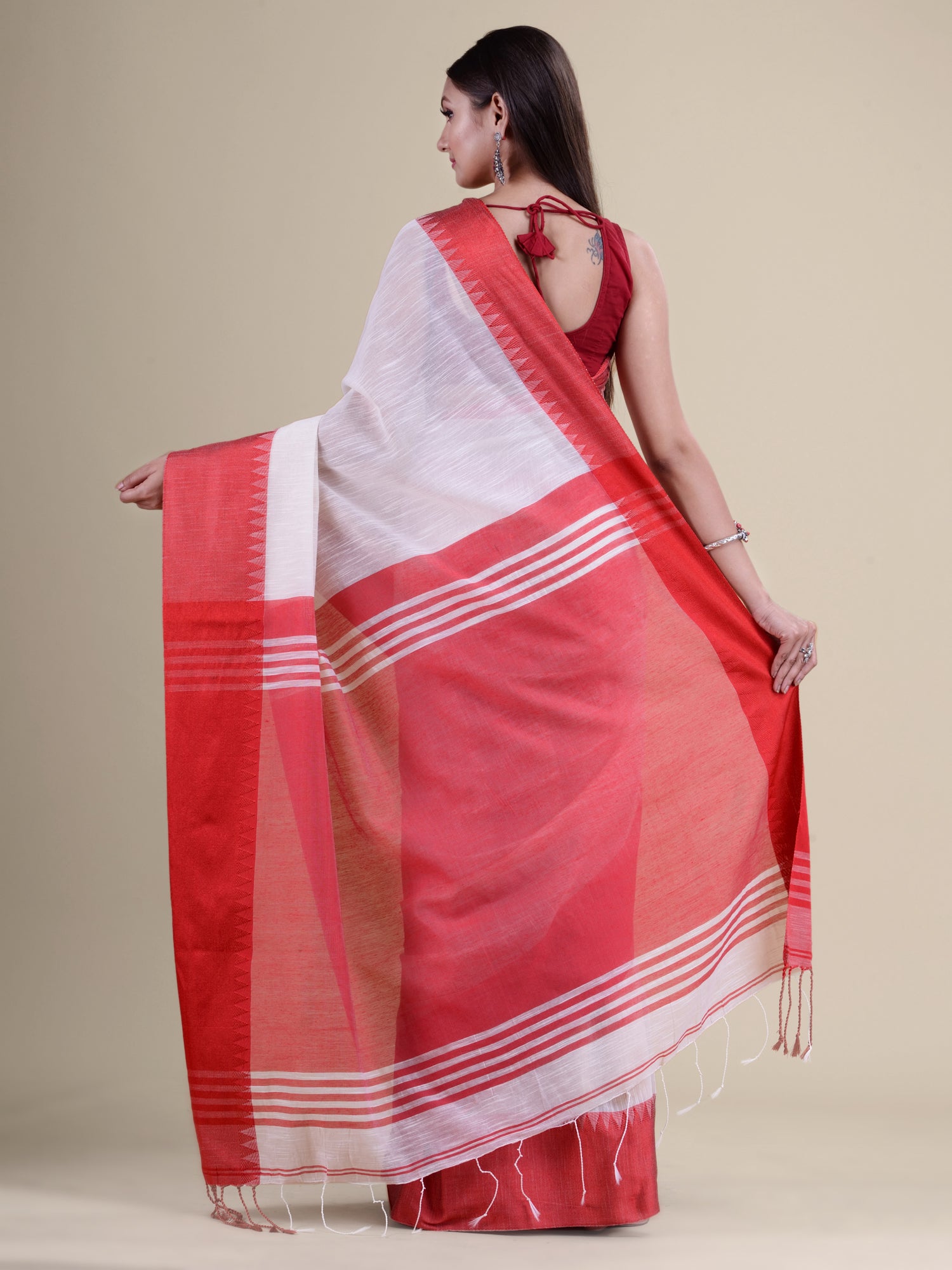 White & Red  cotton Silk Handloom  saree