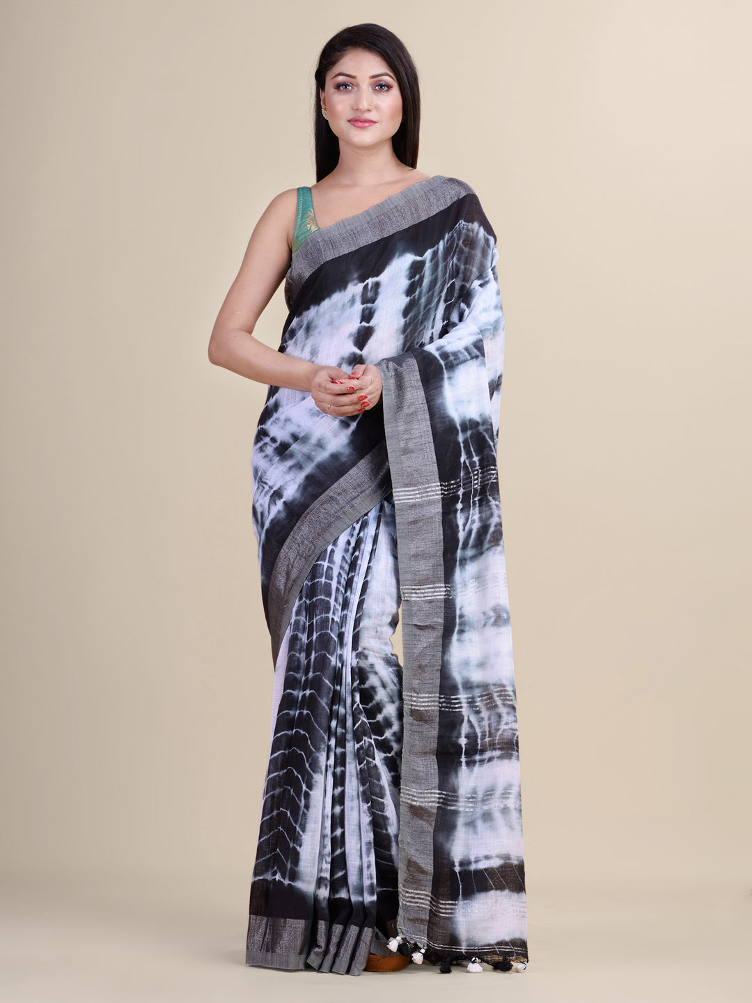 Black & White  handloom saree